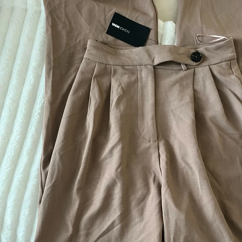 NWT Fashion Nova Make A Move Wide Leg Pants 33” - Picture 4 of 8